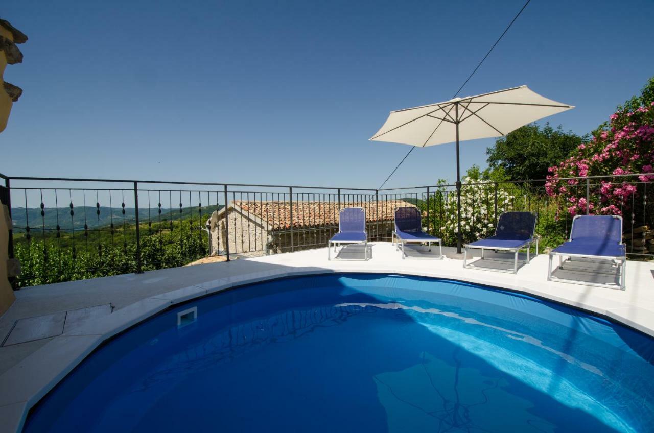 Residence Hidden Heaven Buzet Exterior photo